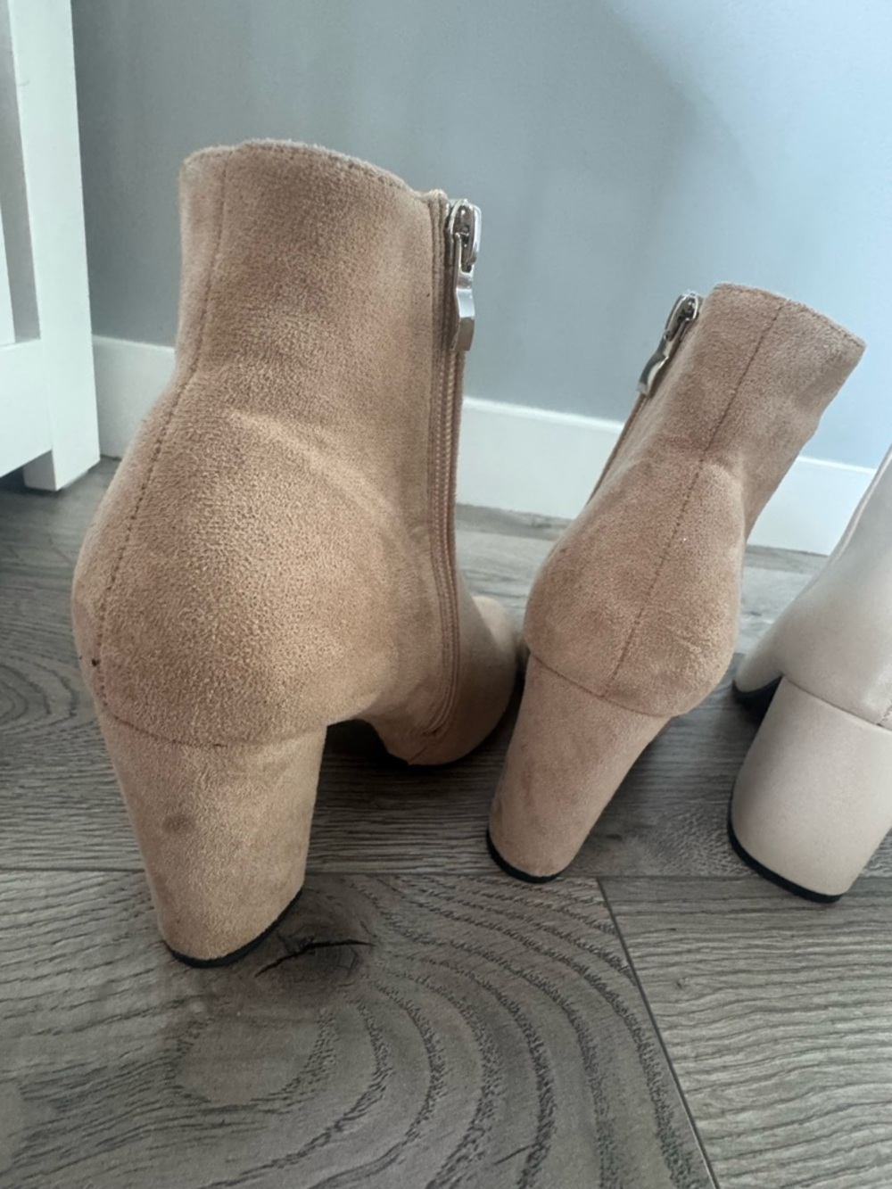 Set of 2 heels - Picture 5 of 8
